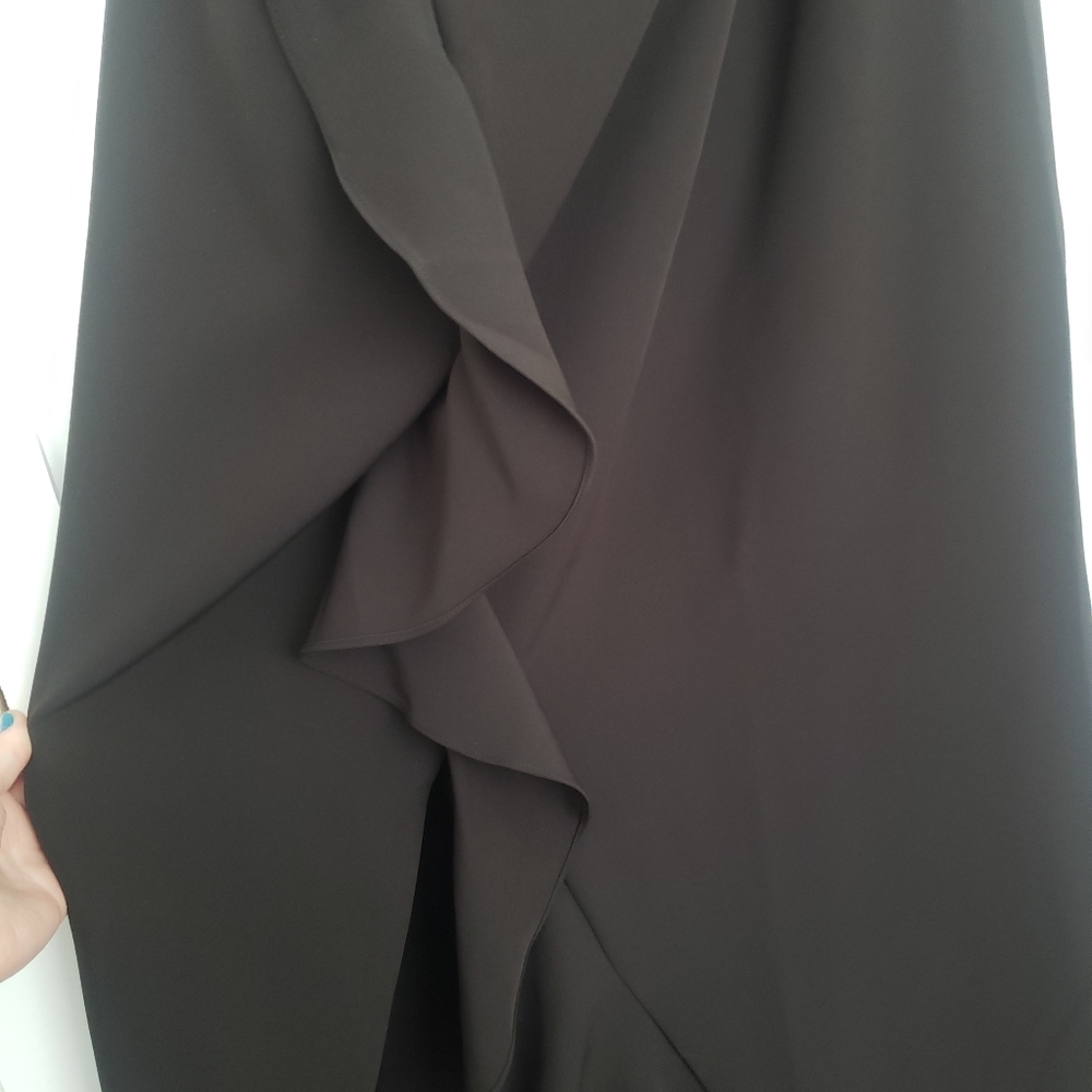 Ruffled Off-The-Shoulder Maxi Dress - Picture 4 of 9
